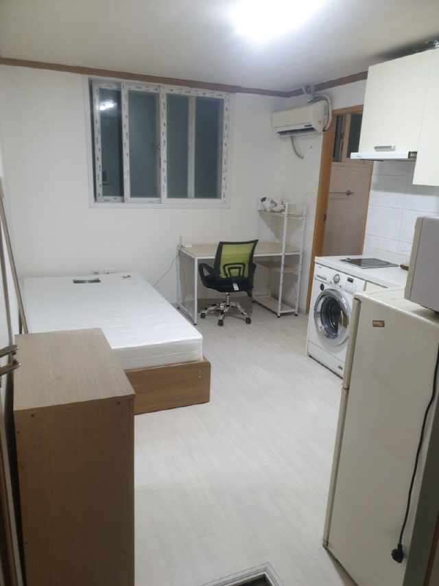 Studio near Sungshin Women's Univ. Station