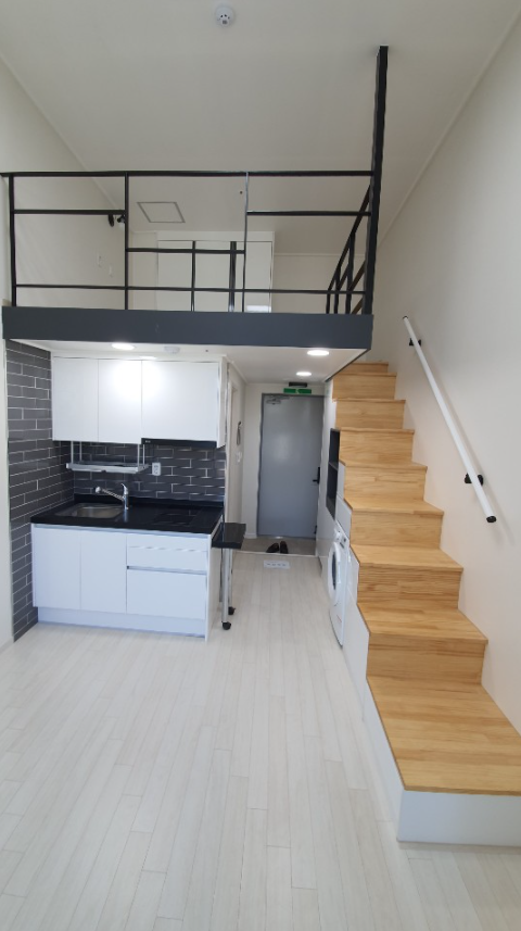 Officetel near Sinchon Station