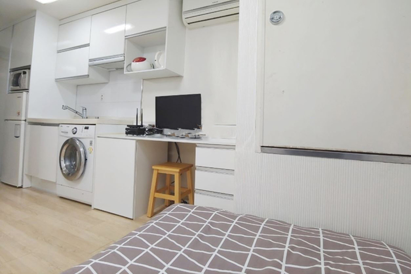 Studio near Eonju Station