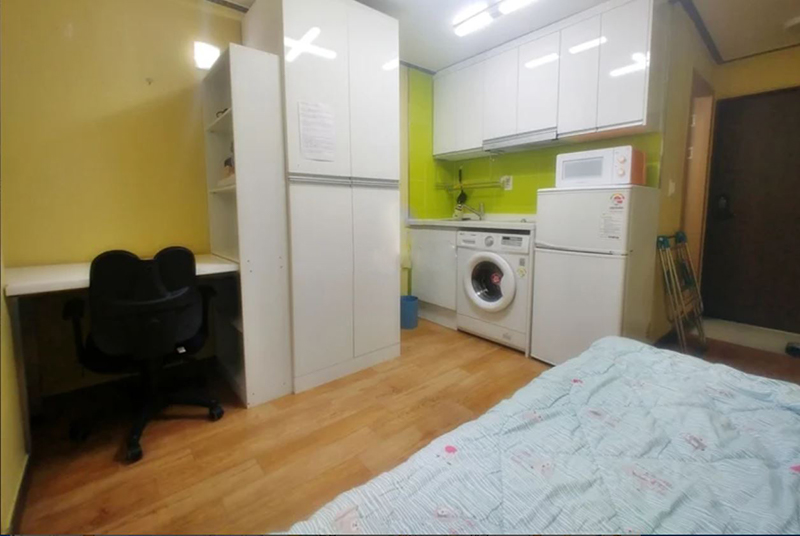 Studio near Wangsimni Station