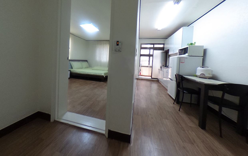 Studio near Eonju Station