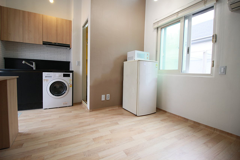 Studio near Ewha Womans Univ. Station