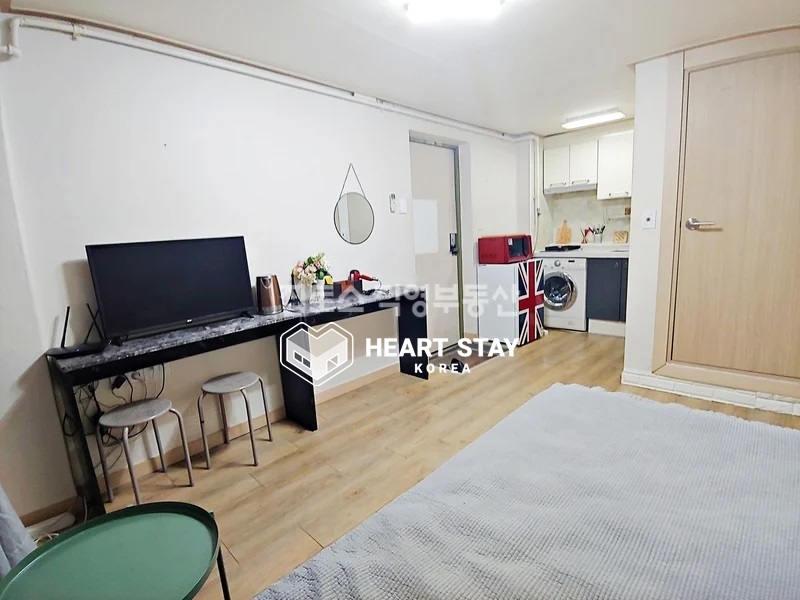 Studio near Sinchon Station