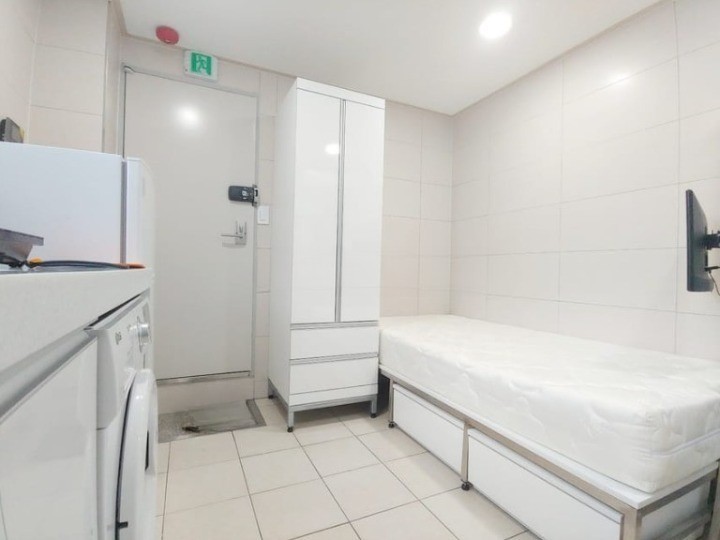 Studio near Sinchon Station