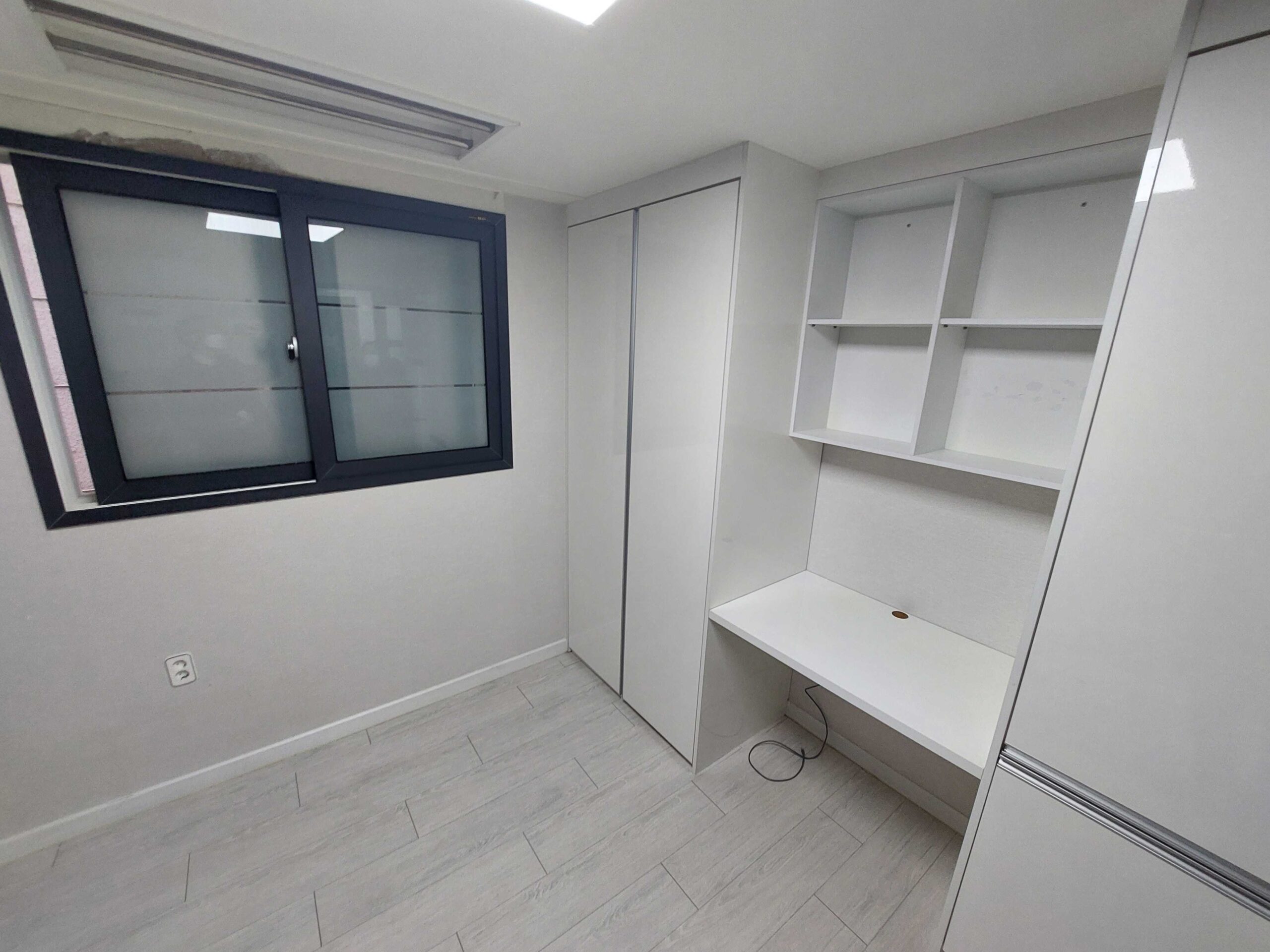 Share house near Seoul National Univ. Station